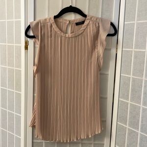 HALOGEN | Beautiful Nude Pink Pleated Sleeveless Top size XS Petite